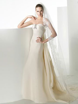 Прямое и узкое свадебное платье фото 10